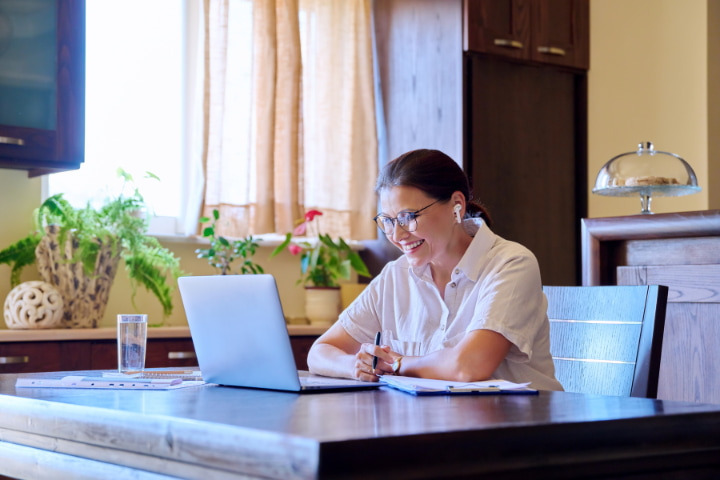 a lady in online therapy
